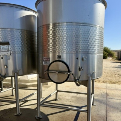 1,269 gal Open Top Tank