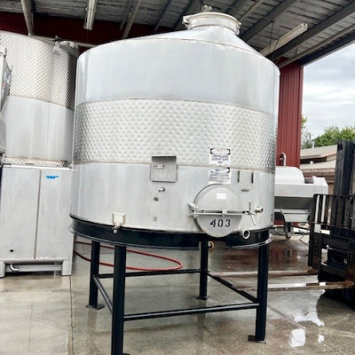 2400gal Closed Top Tank