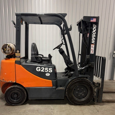 2012 Doosan G25S Forklift
